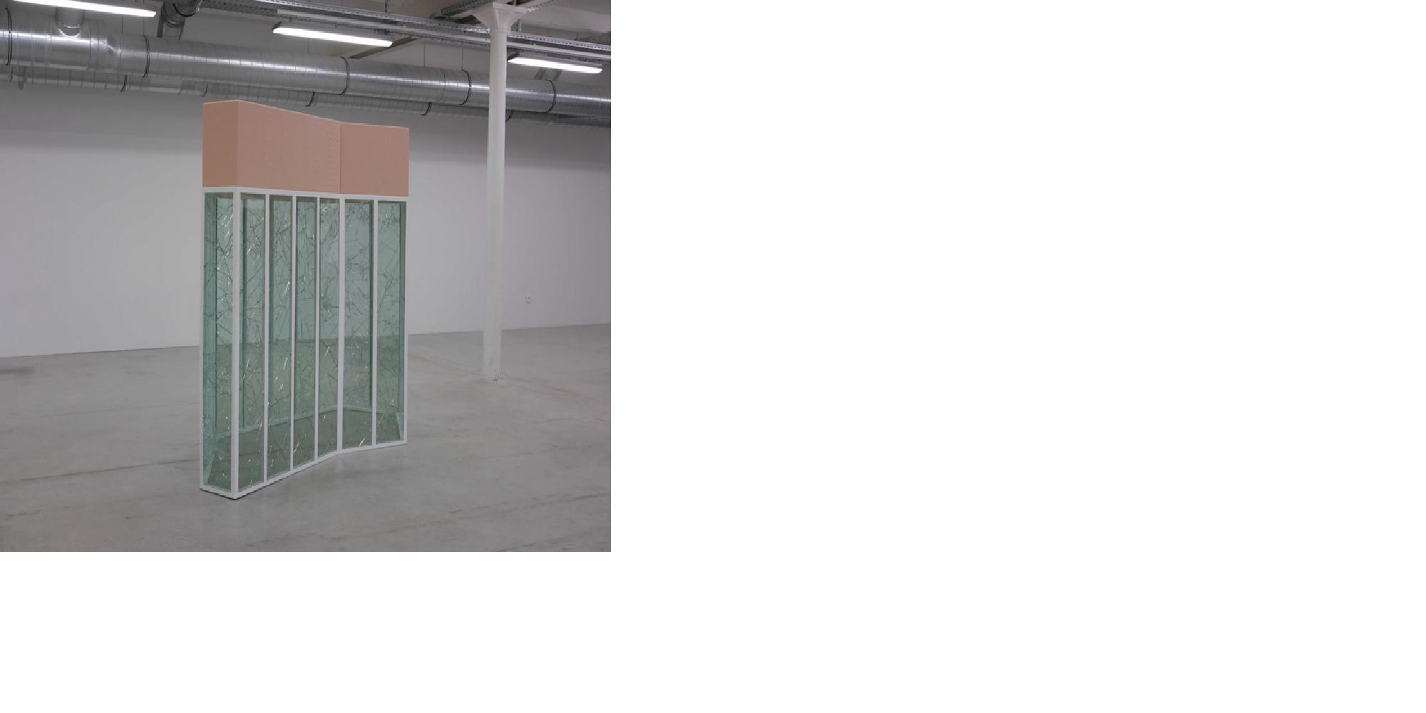 Nicolas Momein, Il pleut c’est tout ce qu’il sait faire, 2014, Production Astérides avec le soutien
de La Galerie, centre d’art de Noisy-le-Sec, et Frédéric Vigy. Courtesy de l’artiste et Galerie White Project, Paris.